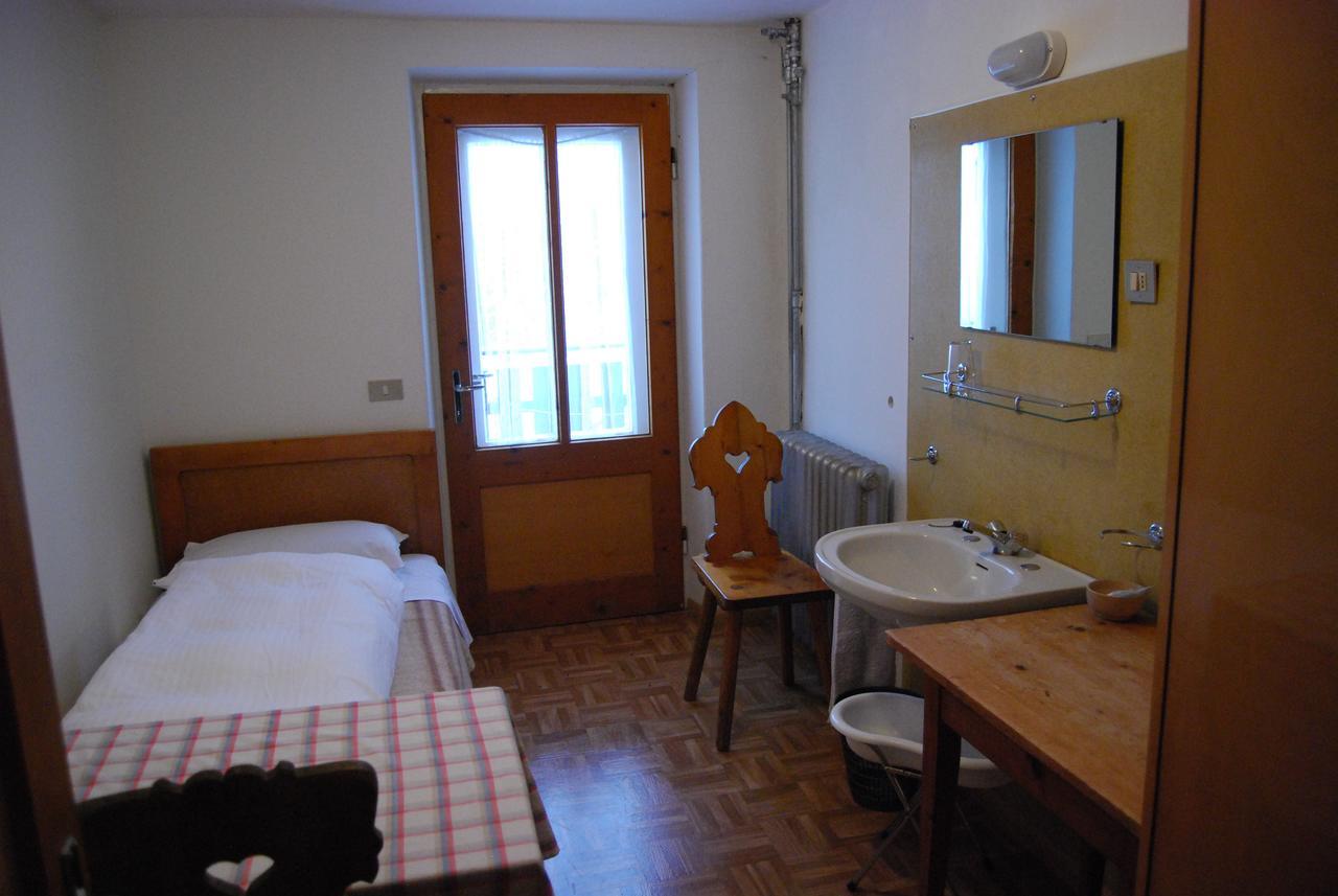 Rifugio Gardeccia Hutte Hotell Pozza di Fassa Rom bilde